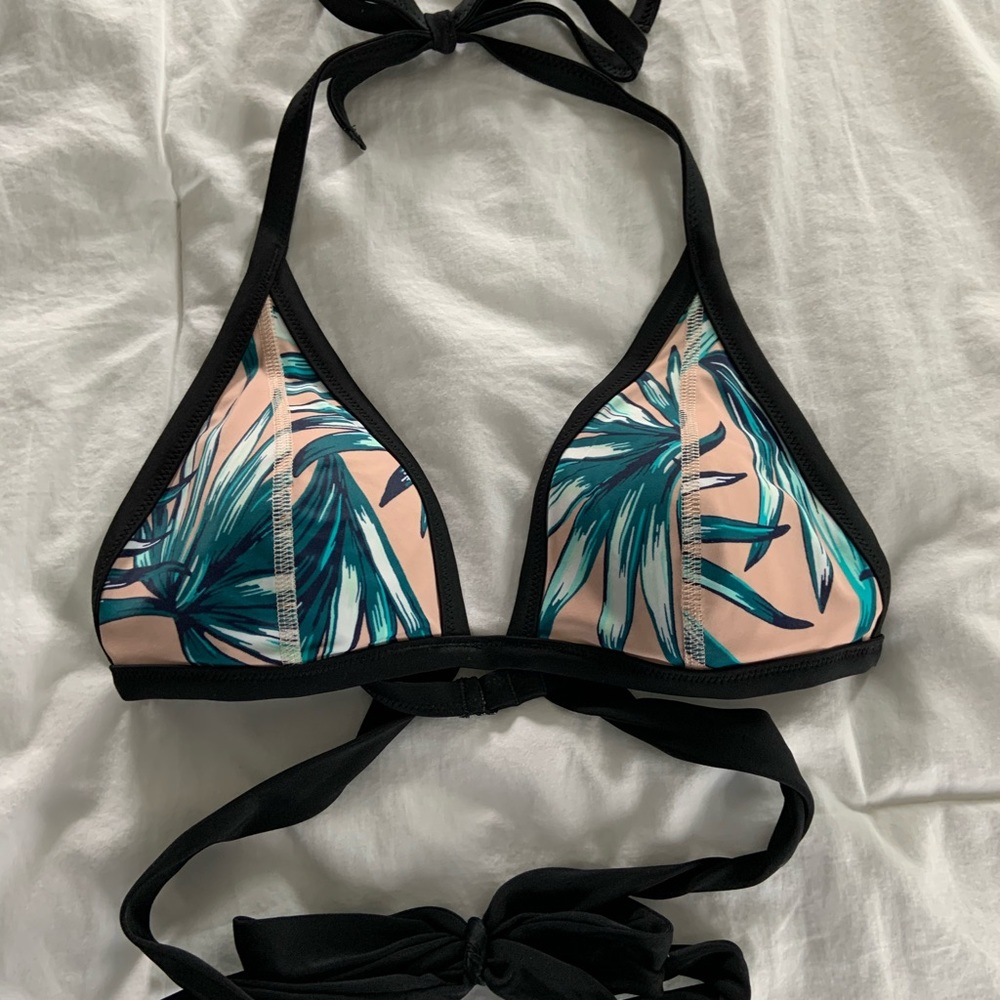 PINK Triangle Bikini Top!